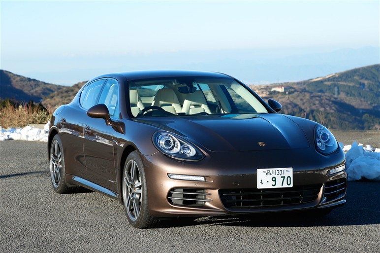新型911ターボSほか、ポルシェ3台一気乗り