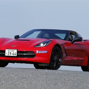 新型C7コルベット試乗　軽量化＆最新エンジン