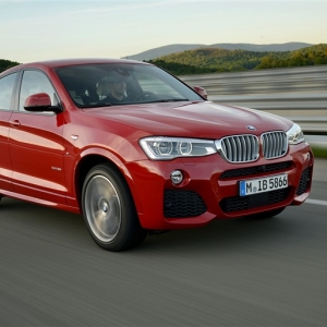 新型X4試乗、スタイリングを活かした走り