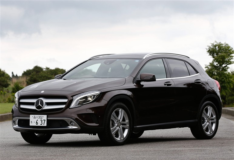 GLAクラス、オイシイとこ取りのトレンディSUV