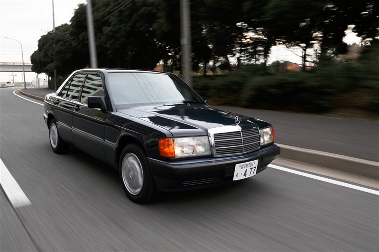 Cクラスの前身「190E」をリフレッシュ、その味は？