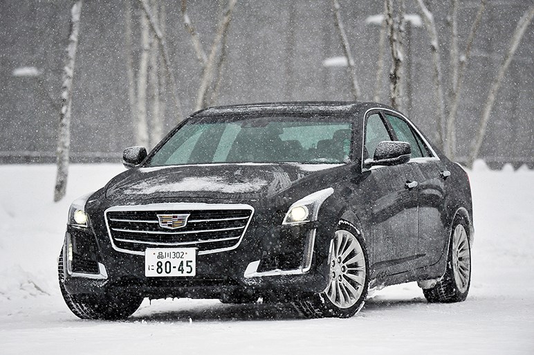 キャデラックCTS雪上試乗、新4WDグレードの実力は？