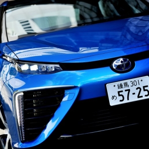 世界初の量産型燃料電池車「ミライ」が描く未来とは？【前編】