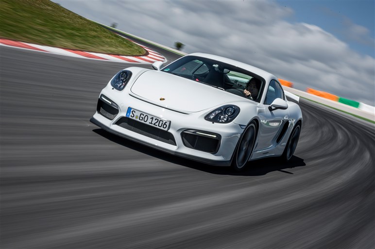 ケイマンGT4試乗。バーゲン価格のハンドリングマシン