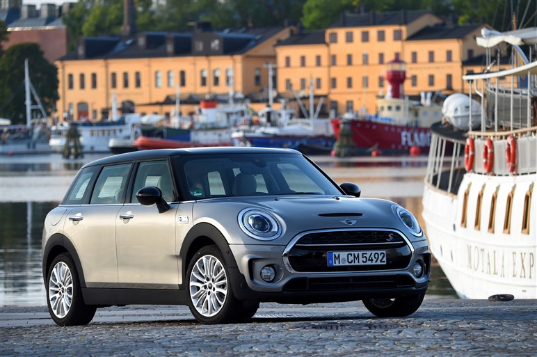 ボディ拡大＆フツー化した新型MINIクラブマン、走りはいかに？