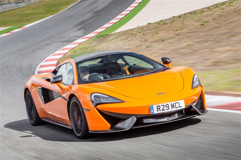 マクラーレン新シリーズの先兵、「570S」にポルトガルで乗った