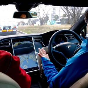 テスラ・モデルS 最強の「P85D」に試乗。より洗練された“狂気”