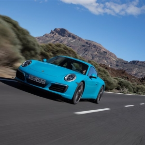 ポルシェ911カレラが歴史上初のターボ化。「失ったもの」はないのか？
