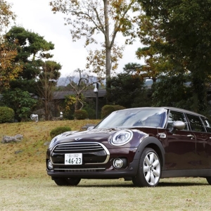 新型MINIクラブマンに箱根で試乗。上級移行で走りはより大人っぽく