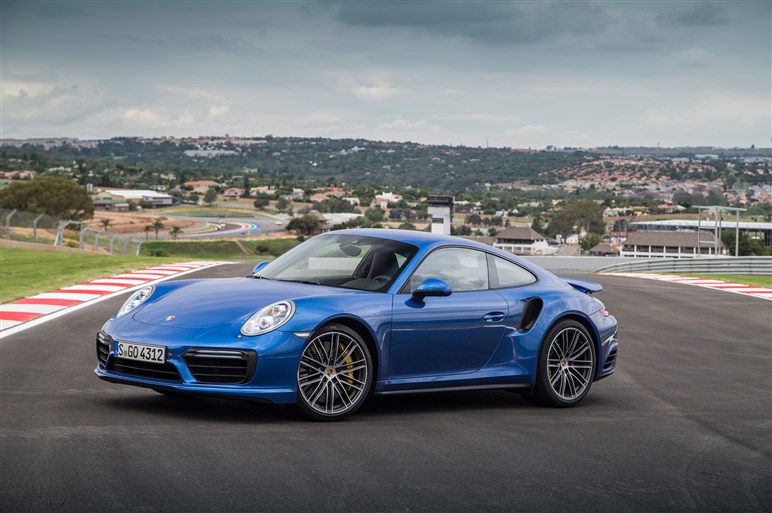 911ターボとターボS試乗。カレラのターボ化を受け本家ターボはどうなる？