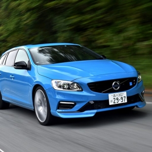 100台限定のコンプリートカー「S60／V60ポールスター」に試乗