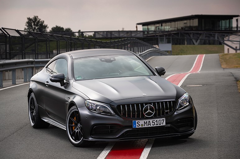 9速MCTを搭載する新しいAMG C 63は快適性重視のおっとり系