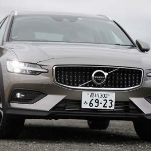 ボルボ V60 クロスカントリー試乗　真面目な遊びグルマは意外とスポーティなドライバーズカー ...