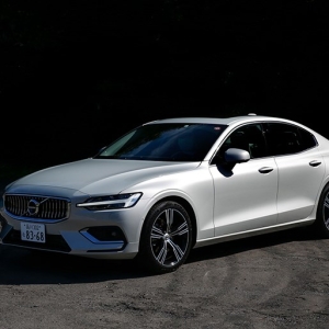 現行ボルボ唯一のセダン、新型S60はドイツ御三家と比べて実際どうなのか？