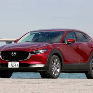 ガソリンエンジンのマツダ CX-30は素晴らしいクロスオーバーSUVだが1.8ディーゼルは存在がやや疑問？ ...