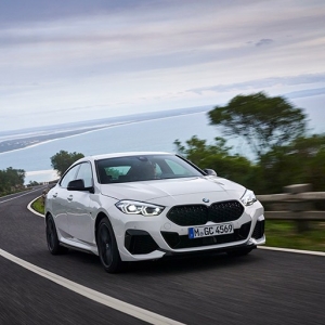 スポーティと快適、エレガントと実用。良バランスと手頃なサイズが受けそうなBMW2シリーズグランクーペ ...