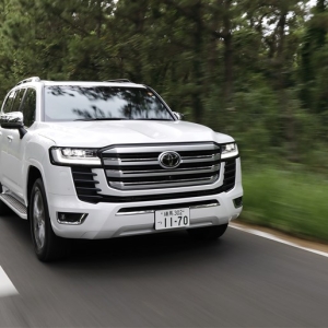 新型「ランドクルーザー」は静粛性でガソリン有利、オンロードのベストはGRか
