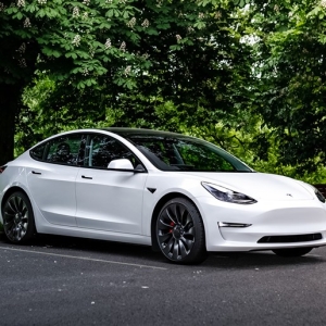 脱エンジンできない日本の軽自動車はかつてのガラケーのように駆逐される！ は本当か？ ...