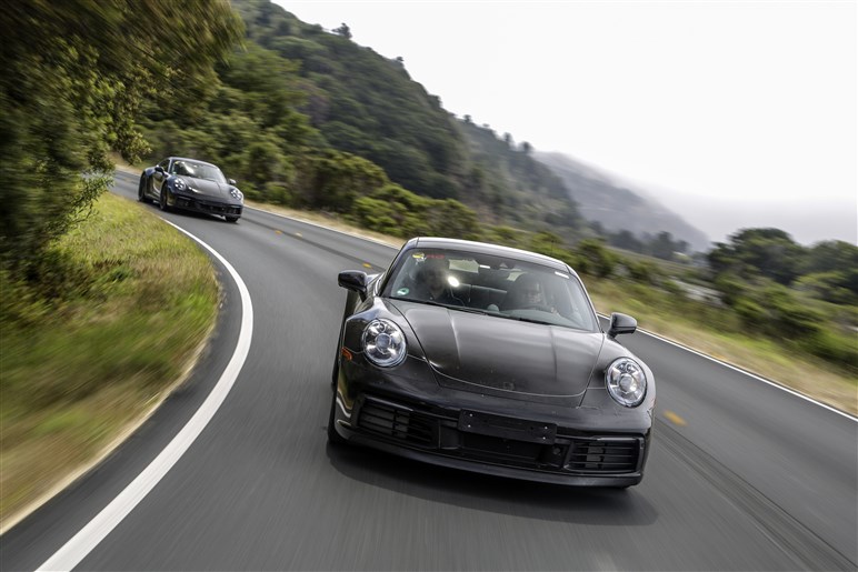 今月末に発表の次期ポルシェ911は8速PDKを積み30ps高出力化する