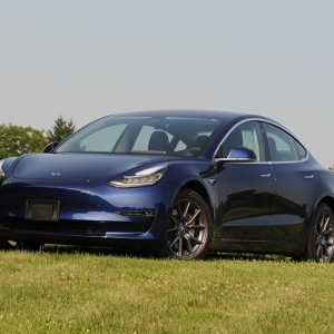 テスラ・モデル3の自動運転は優秀だがクルマの品質はまだまだだ