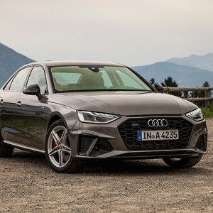 アウディA4大幅改良で高性能ディーゼルのS4 TDIも登場。ライバル猛追でブランド不振を挽回できるか？ ...