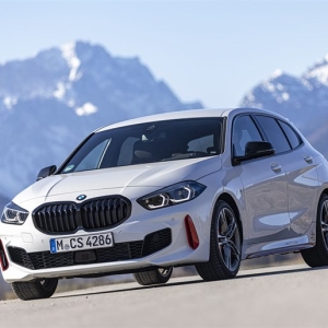 ライバルはゴルフGTI。新たなスポーツグレード「128ti」はBMWのスポーツ精神がフィルターなしに味わえる ...