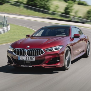 ドイツ御三家も超えるスポーツ性と快適性の二面性をもつアルピナの頂点「B8 グランクーペ」の実力とは？ ...