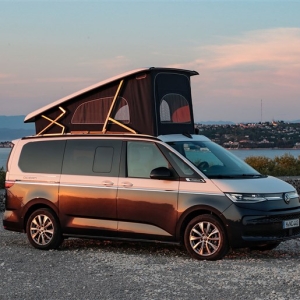 「ID.バズ」のキャンピングカーが延期された納得の理由。朗報はエンジン車「T7」ベースの新型発売 ...