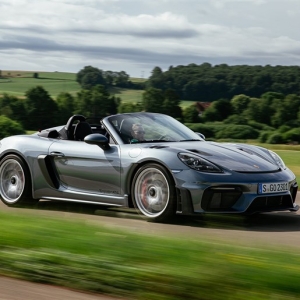 【歴代718で最高】。最後のエンジン搭載車「スパイダー RS」が素晴らしすぎた！