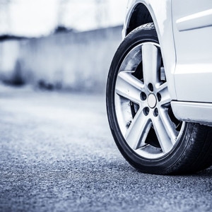 タイヤ前線に異常あり！ ドイツ車ですらウェット性能が怪しくなってきた？