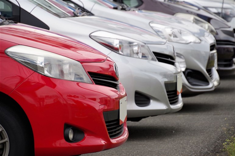 中古車も保証が付けられるの？保険との違いや故障リスクを減らすポイント【購入ガイド】