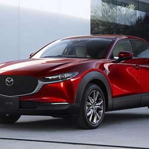 CX-30は乗り心地が良く低燃費。口コミをチェックしてライバル車と比較【購入ガイド】