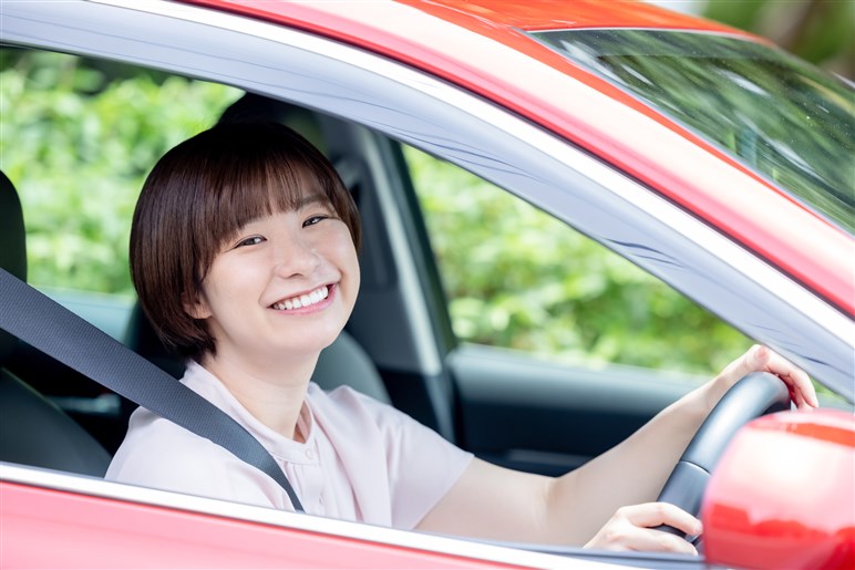 大学生でも中古車は買えるのか？おすすめの車種と注意点も併せて解説【購入ガイド】