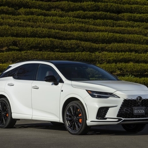 大人気のプレミアムSUV「レクサス RX」を徹底解説！ 激推しグレードとは？