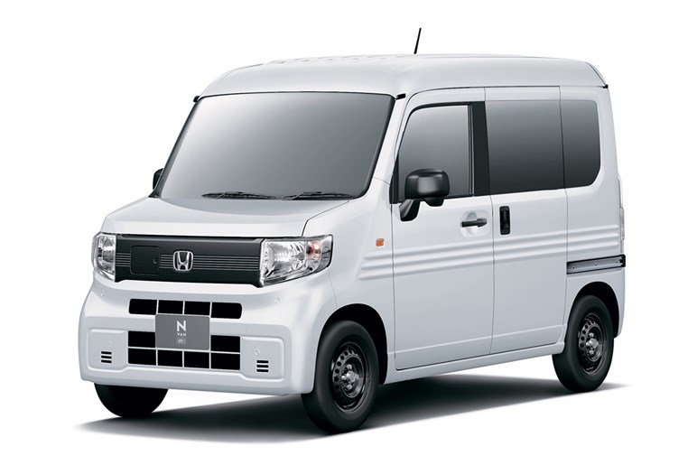 2024年は軽商用EVバン元年に。トヨタ連合vsホンダ、使いやすそうなのはどっち？