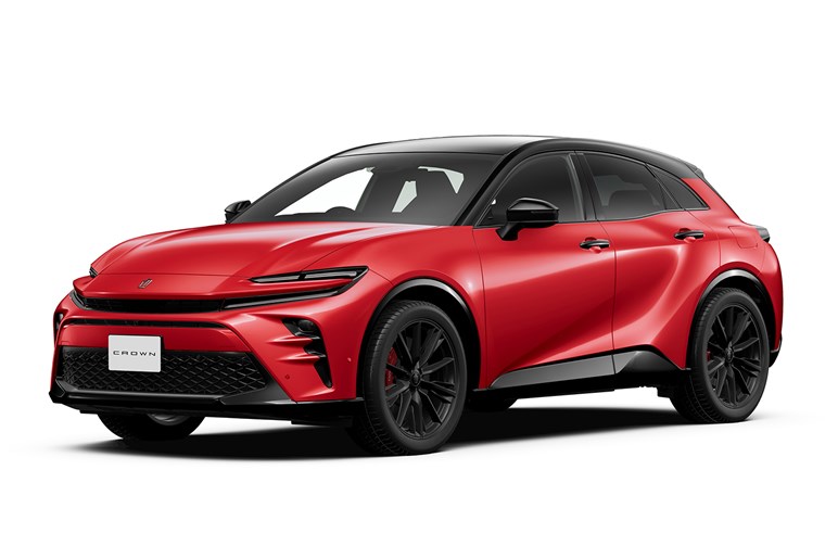 航続距離は1200km以上！停電やアウトドアにも強いクラウンスポーツPHEV発売 価格は765万円