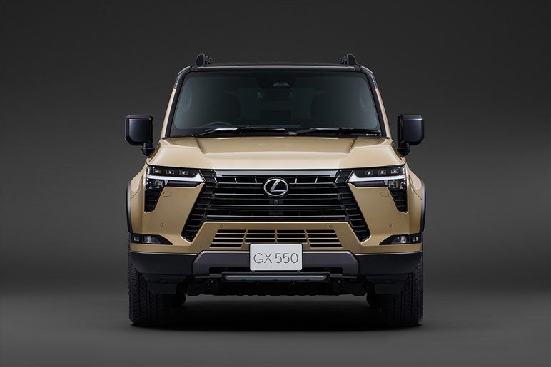 【1200万円超え】レクサス「GX」出た！ 先行モデルは抽選100台の狭き門。正式発売は秋までお預け