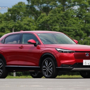 コンパクトSUV「ヴェゼル」の改良モデルは乗り心地も走りも「WR-V」と別モノ。納期も改善 ...