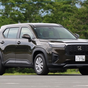 コスパ王「ホンダ WR-V」の想像以上のスッピン感とその理由。最安Xグレードは誰におススメ？ ...