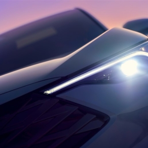 ホンダの高級ブランドが新型SUV「ADX」を発表。クセ強め“アメリカン顔”の衝撃や背景とは？ ...